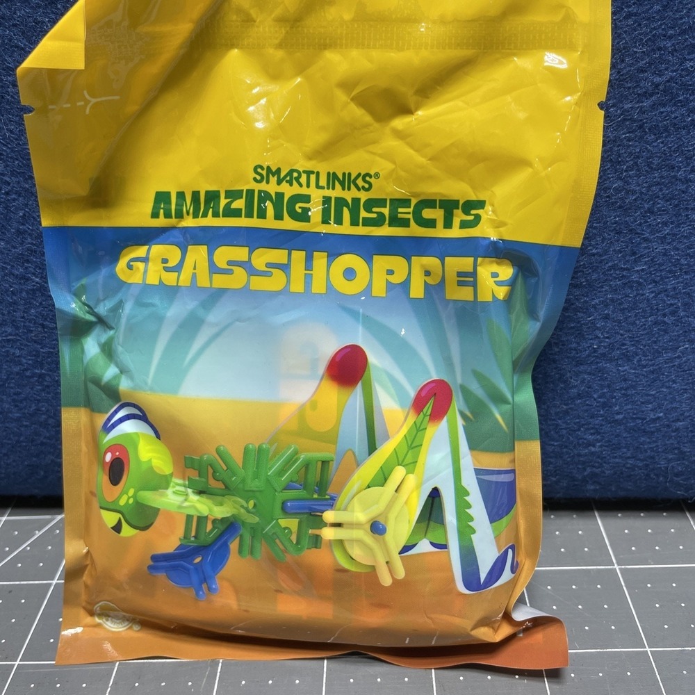 Wendy's Kids Meal Toy 2024 - Smartlinks Amazing Insects - Grasshopper